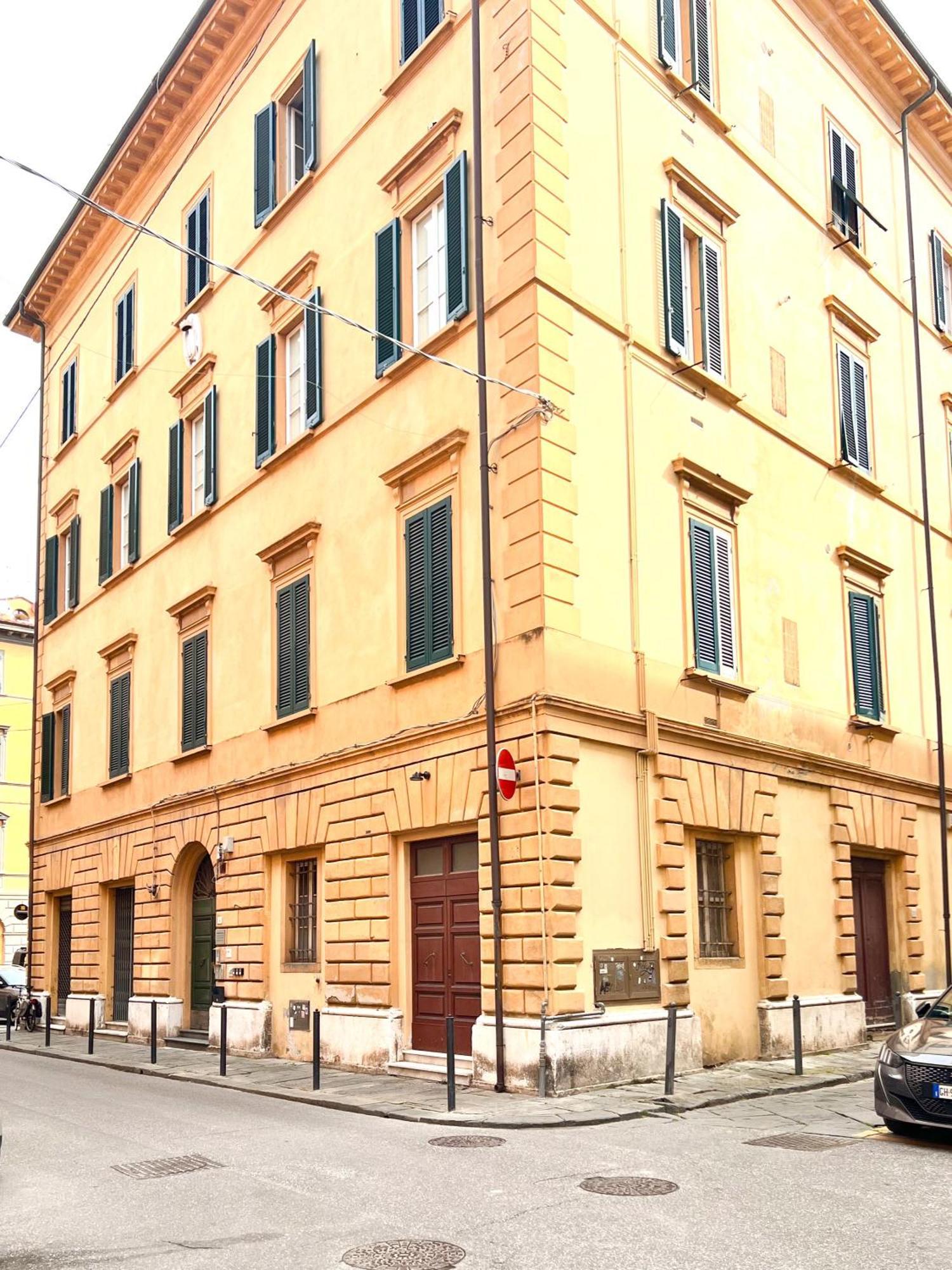 Lejlighed Cavour 3 - Monolocale Luminoso A Due Passi Dalla Torre *
